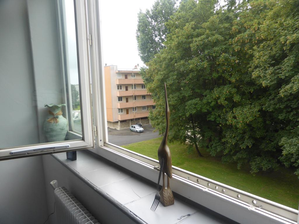 Residence V-Hugo Montfermeil Extérieur photo